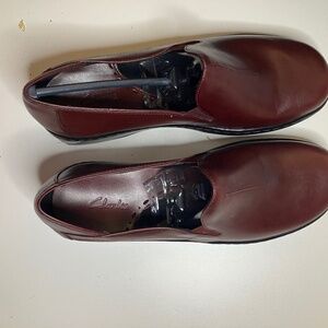 Women’s Clarks Burgundy/Mulberry Loafer New 8.5